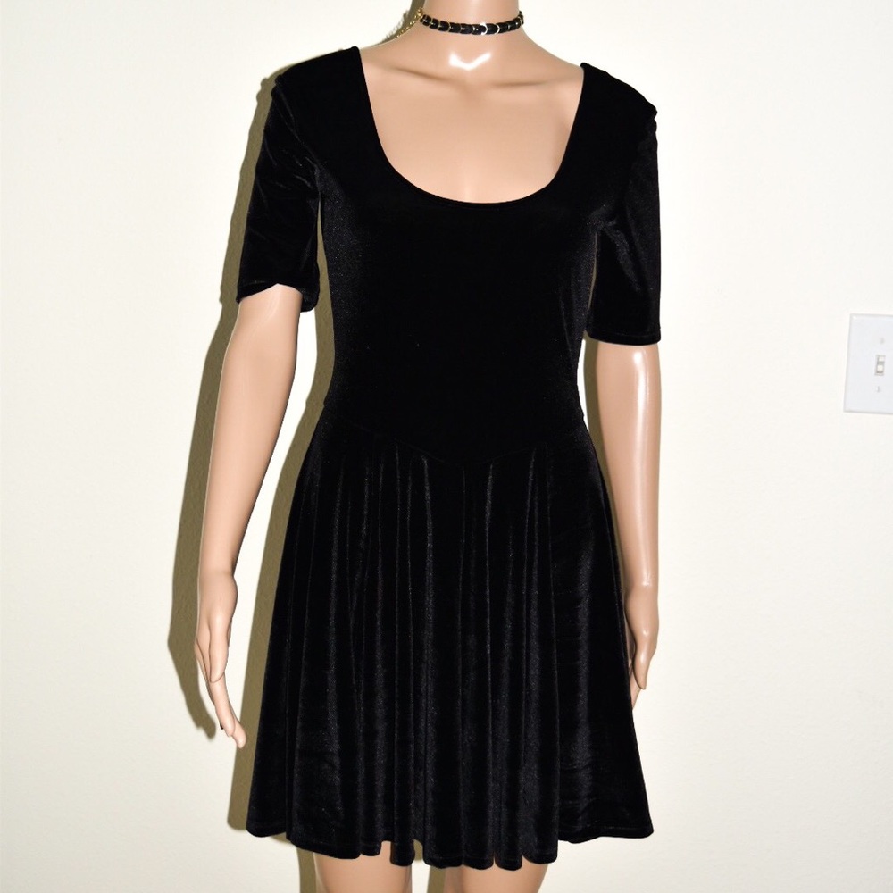 Kimchi Blue Black Velvet Skater Dress